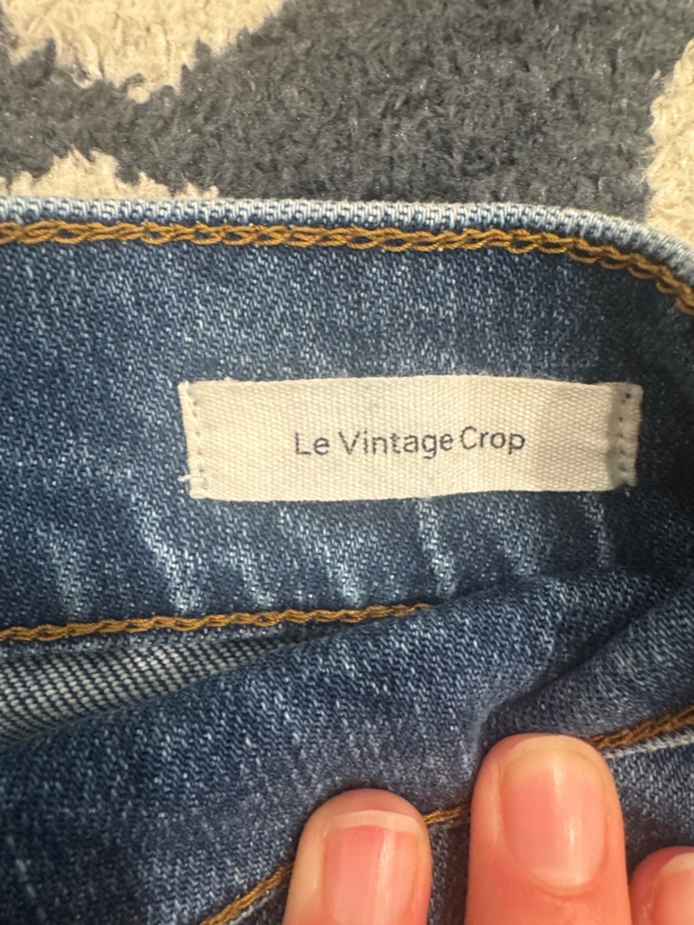 Frame Denim Wide-Leg Jeans in Medium Blue Wash - Picture 3 of 5